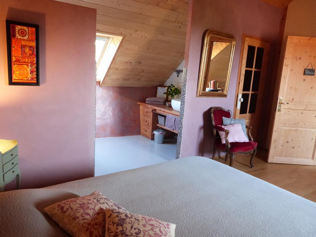 Bed And Breakfast La Fontaine Blanche Melgven Номер фото