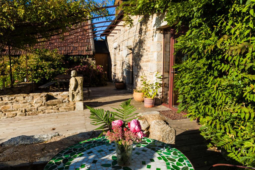 Bed And Breakfast La Fontaine Blanche Melgven Экстерьер фото